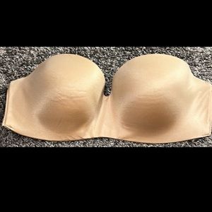 NWOT Gap strapless bra
